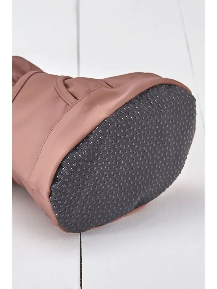Grass & Air Pu Showerproof Bootie