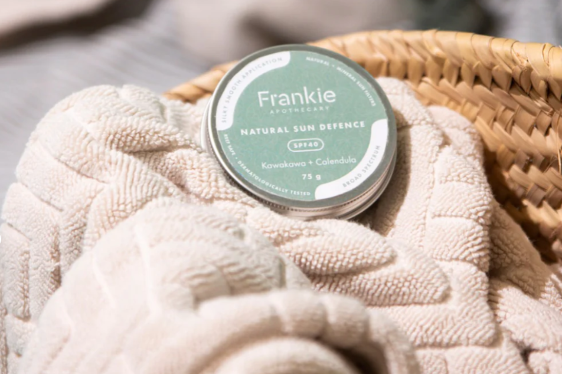 Frankie Apothecary Natural Sun Defence SPF40