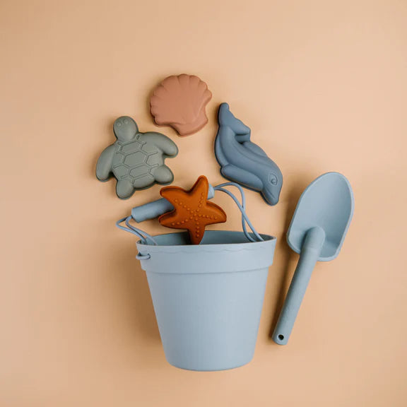 Saylor Mae Silicone Beach Bucket Toy Set