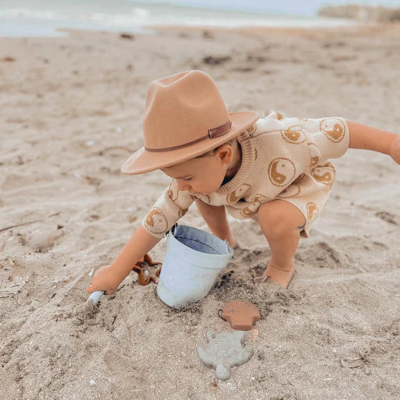 Saylor Mae Silicone Beach Bucket Toy Set