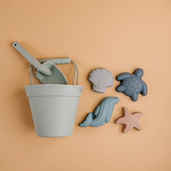 Saylor Mae Silicone Beach Bucket Toy Set
