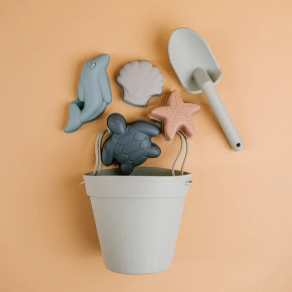 Saylor Mae Silicone Beach Bucket Toy Set