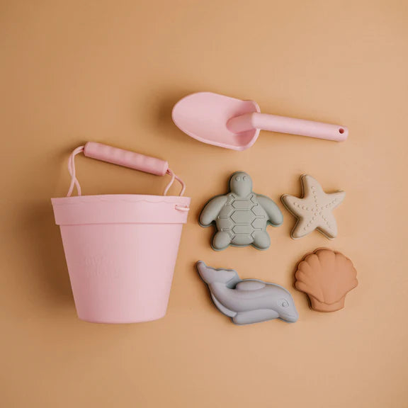 Saylor Mae Silicone Beach Bucket Toy Set