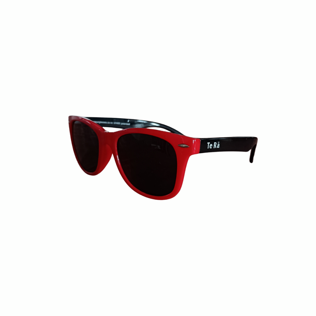 Te Rā Sunglasses Wai Classic 5 years +